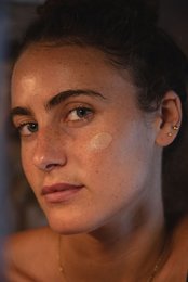 Écran BB nu SPF50 PA +++ BB Cream Nude Couleur