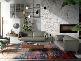 Couchtisch aus Walnussholz und gehärtetem Glas