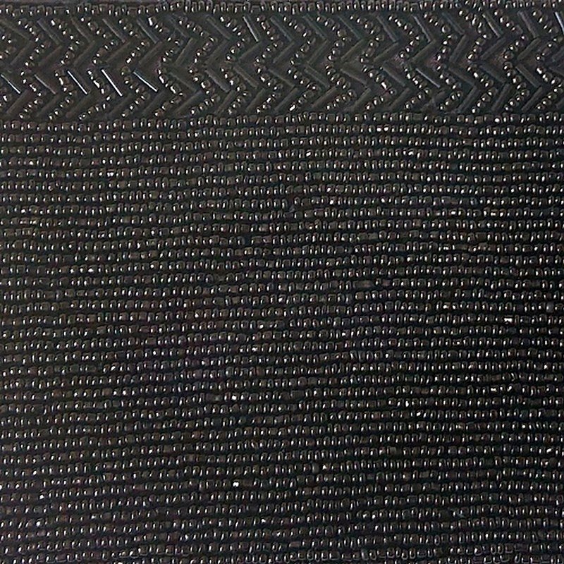Lola black pouch in glass beads
