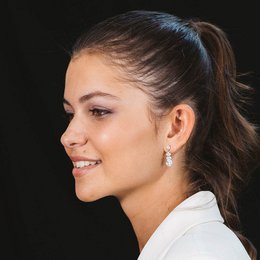 Drop-shaped earrings with white zircons