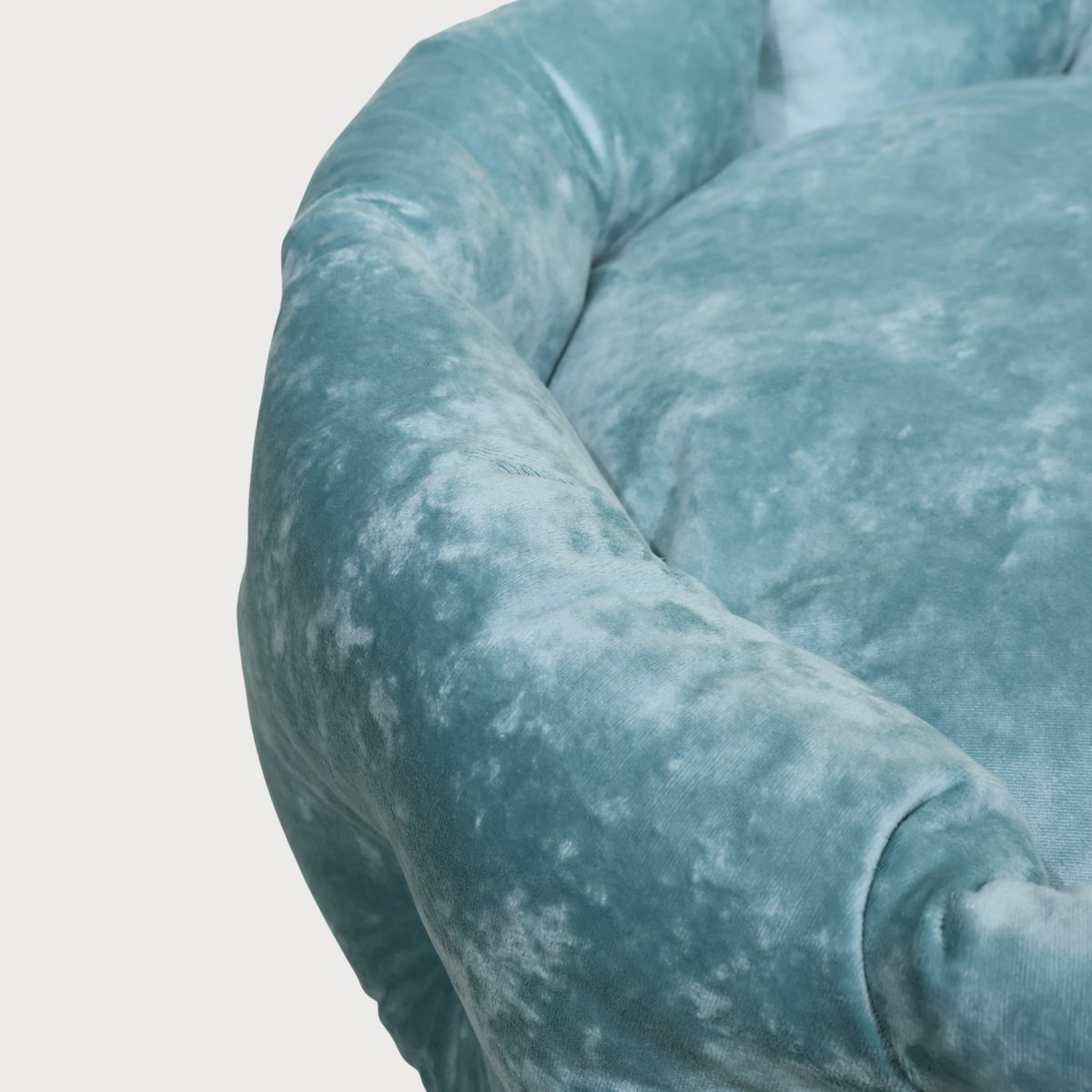 Lit de luxe pour chien Marshmallow – Peluche ultra douce, fait main en Europe, chiens et chats, 3 couleurs
