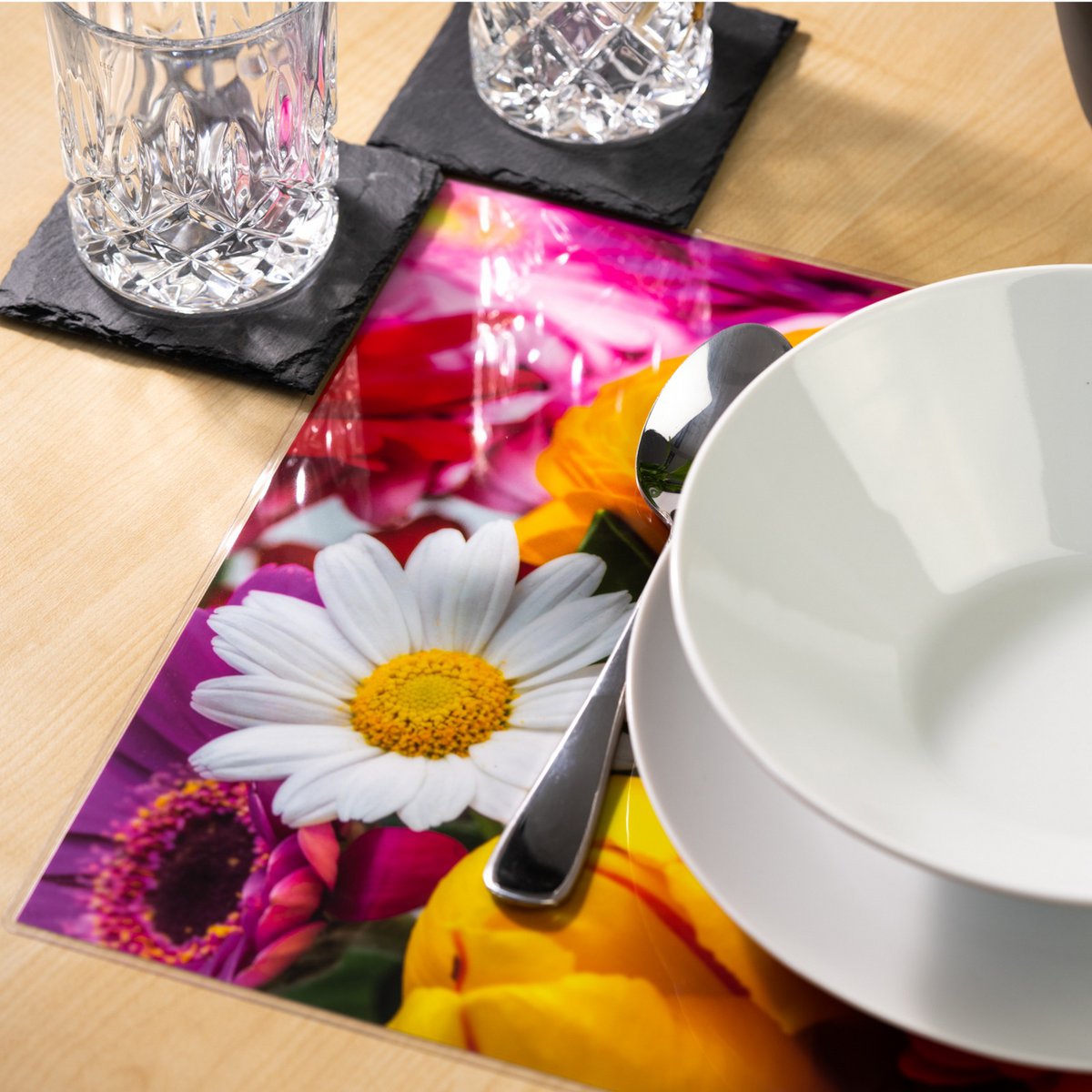 Artipics placemats wasbaar set van 4 Flower Power placemats kunststof 42x30 cm placemats placemats decoratieve tafelmatten keuken, eethoek, gasten, binnen, buiten