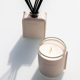 Vela perfumada de primera calidad con tacto de cuero - Noches heladas