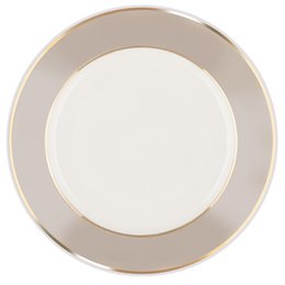 Cake plate model “Deer” 18 carat gold, desert pearl