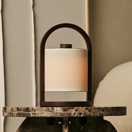River Dunkelbraune wiederaufladbare Holzlampe