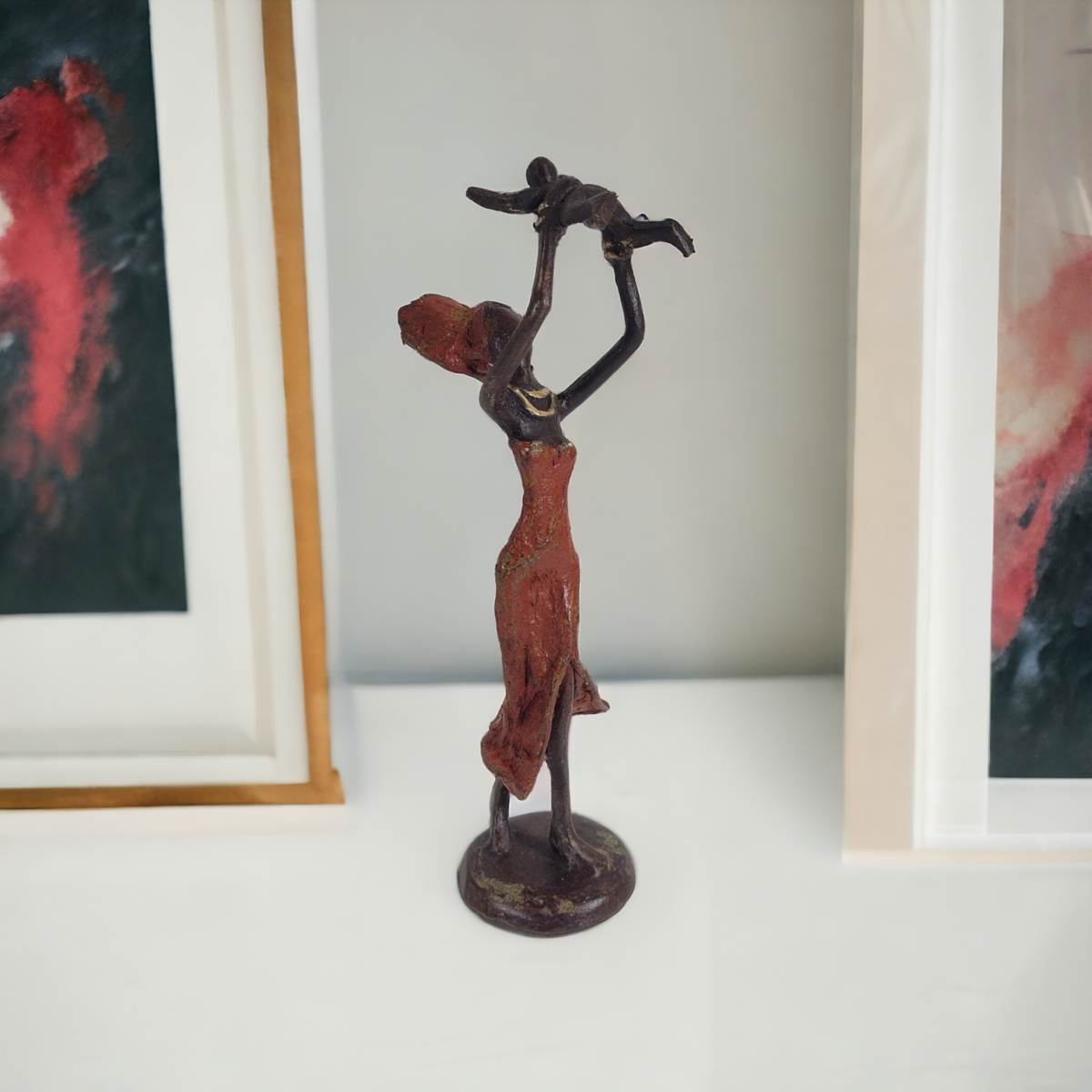 Bronzeskulptur "Baby in the air" af Soré | forskellige størrelser og farver