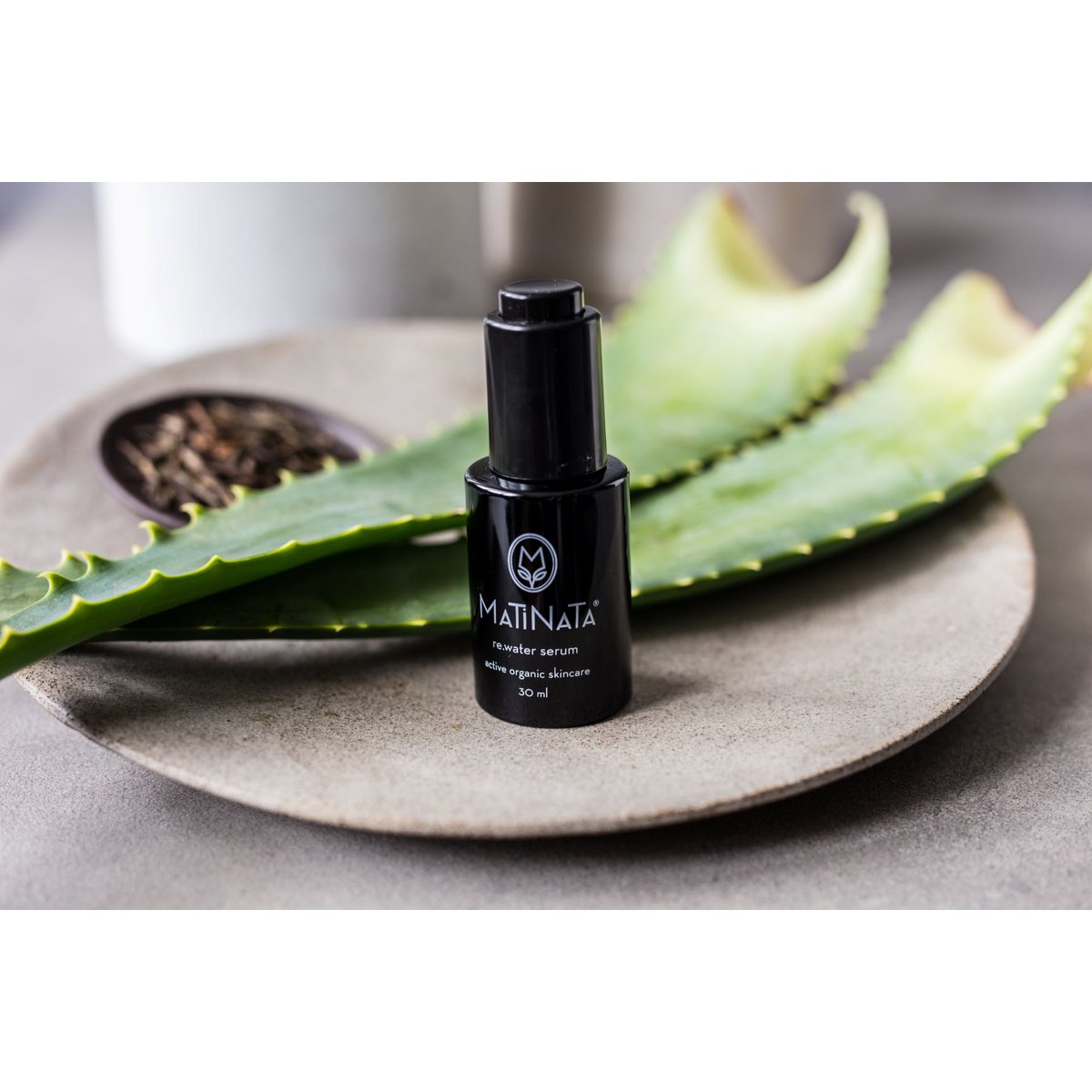 re.water serum