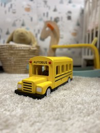 Autobus con 3 passeggeri - Gioco di imitazione - 3+ Giocattolo di legno