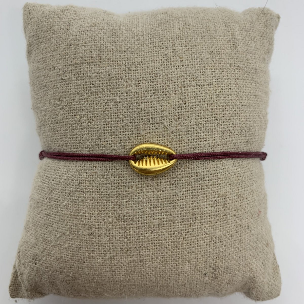 Pulsera Pequeña Concha Dorada