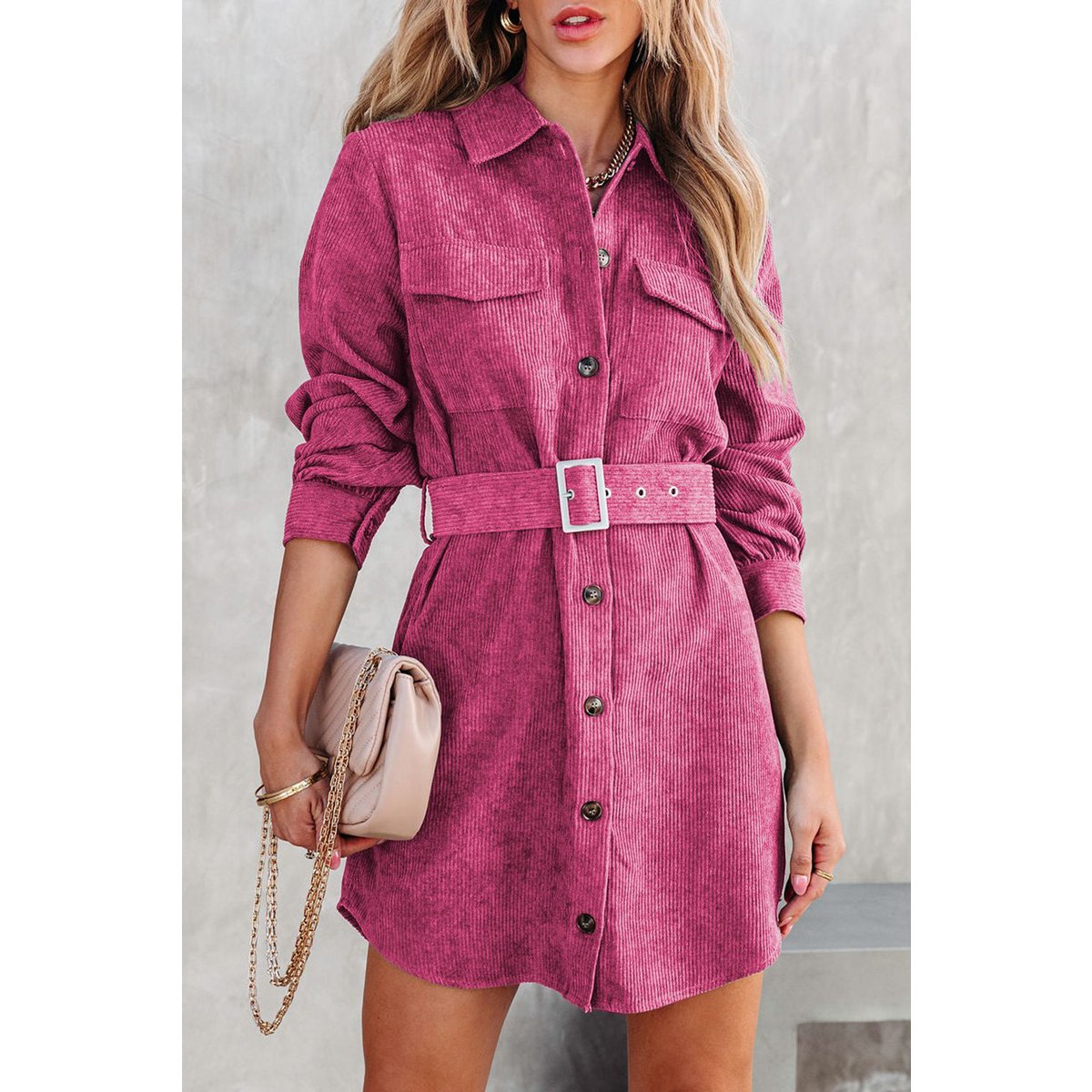 AW2300121