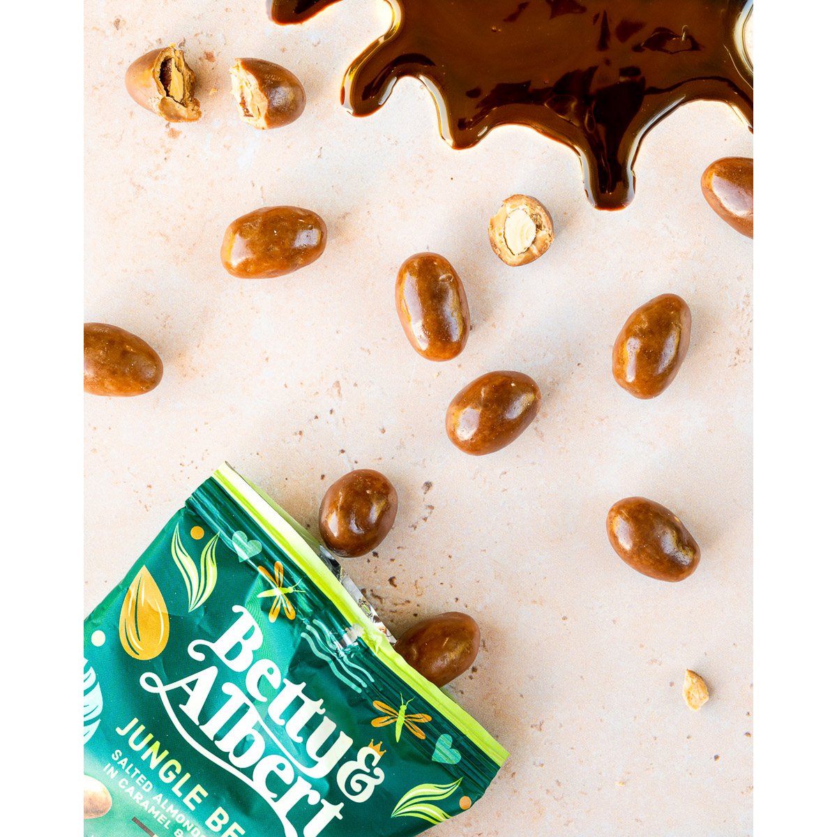Jungle beads 45g - chocolate covered almonds