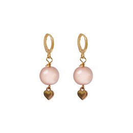 Boucles d'oreilles Huggie coeur blanc, Boucles d'oreilles perle, Boucles d'oreilles rose et blanc | par lovebynlanla