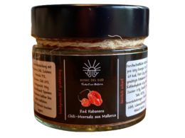 Sea salt with red habanero chili from Mallorca, a spice mix with a bold, fiery flavor.