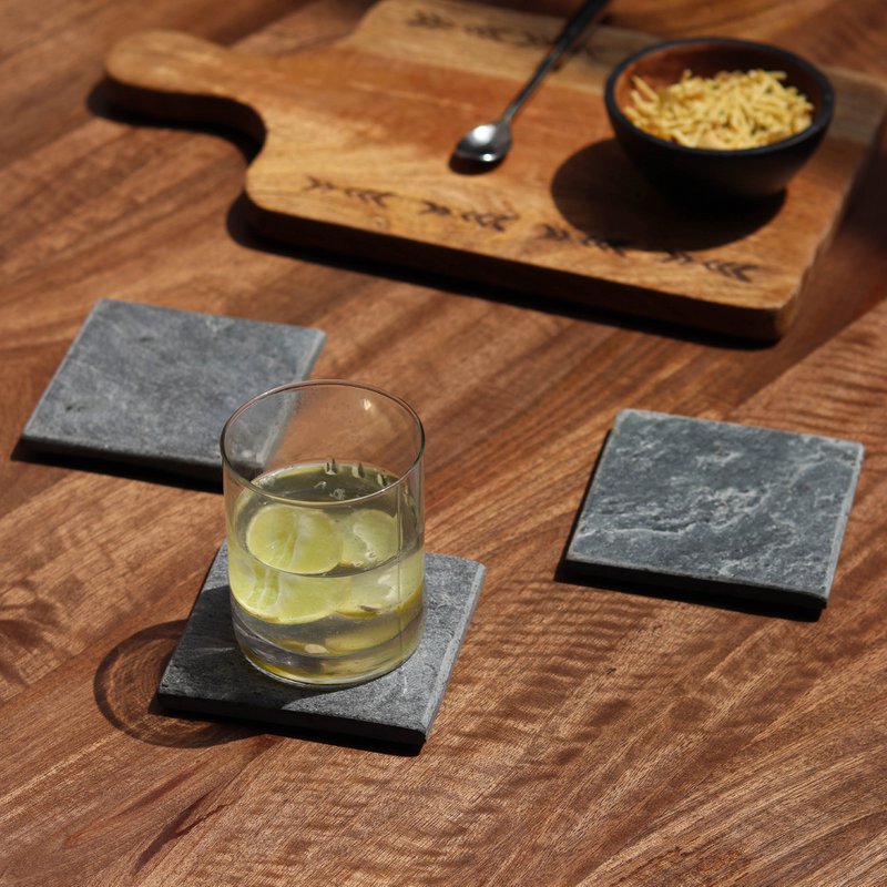 Untersetzer | Gemeißelter Schiefer 4er-Set | 10x10cm
