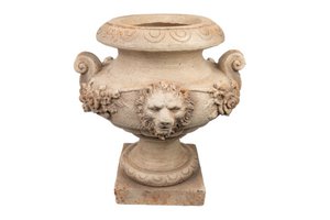 CUP PLANTER LIONS CREAM RESIN HM191