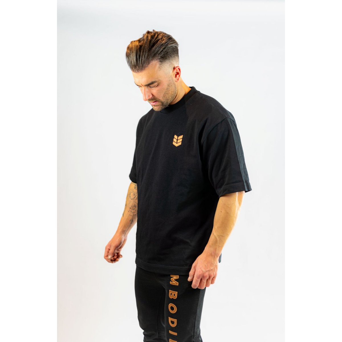 Empire Embodied Oversize T-Shirt Unisex – Nachhaltig, langlebig, hohe Wiederverkaufsrate, aus 340gsm (!) Bio-Baumwolle Sticklogo