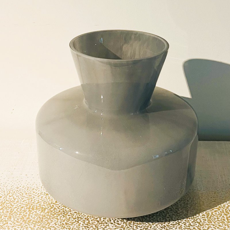 Flower Vase Grey Collection
