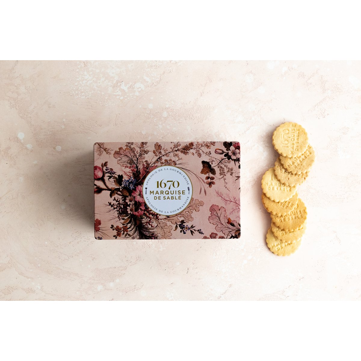 Shortbread biscuits assortment of pure fresh butter plain shortbread, with chocolate chips and salted butter caramel chips - metal box "Dream in the Undergrowth" 300 g