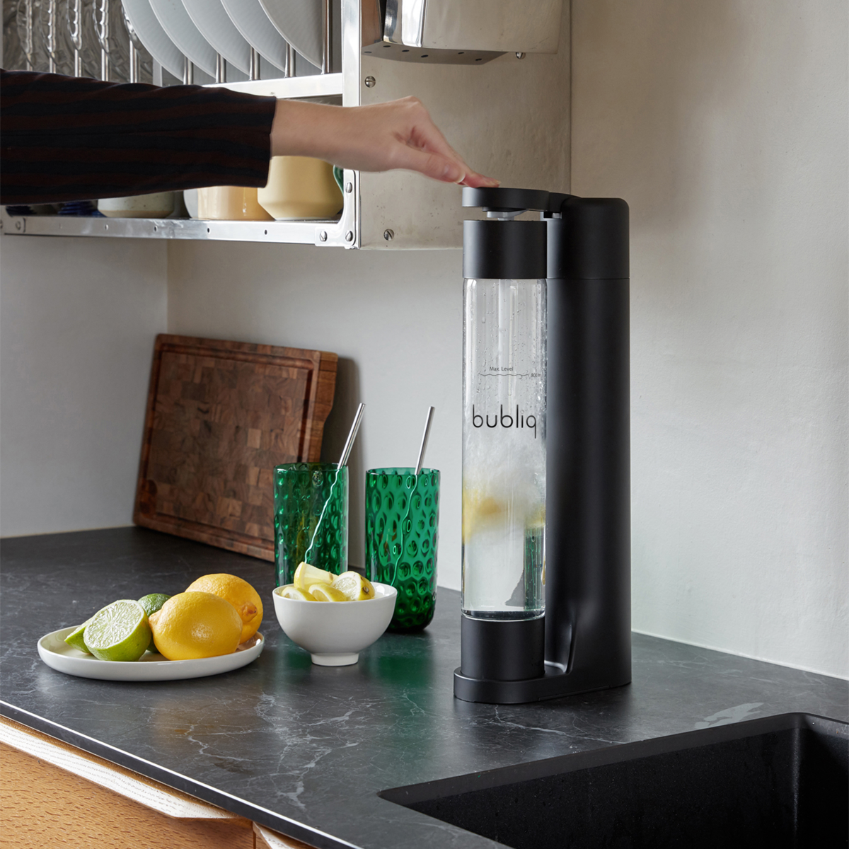 Matte black bubliq drink carbonator