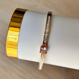 SQUARE – Starres Armband aus Stahl, Gold und Zirkon