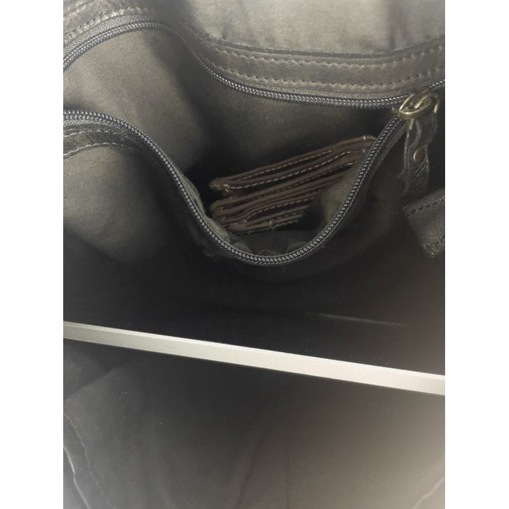 Crossbody -Umhängetasche schwarzer echter Leder Arrigo