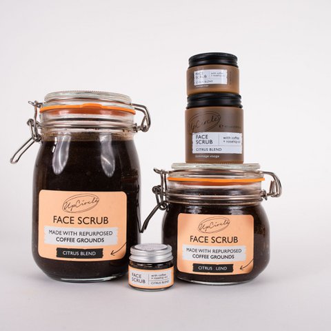 Gezichtsscrub met koffie + rozenbottelolie - Citrusmengsel - Bulk 1L
