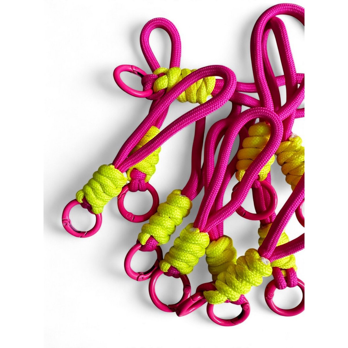 Trailer clave - Neon Yellow Pink