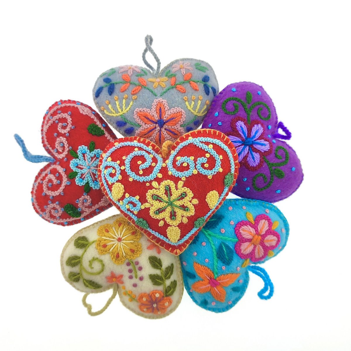 Adorno de corazón, multicolor, 100% lana de oveja