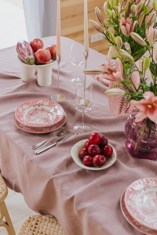 Woodrose linen tablecloth
