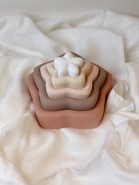 Ensemble empilable en silicone organique Nenina & Co