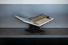Y-Bookstand - incliné haut - revêtement en poudre