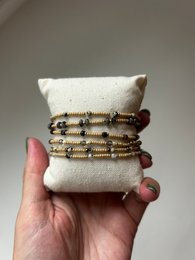 Handgemaakte armbandenset - beige01