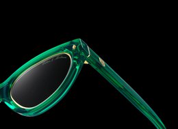 Walton & Mortimer nr. 21 “Enkeproducenten” Poison Green Limited Edition solbriller