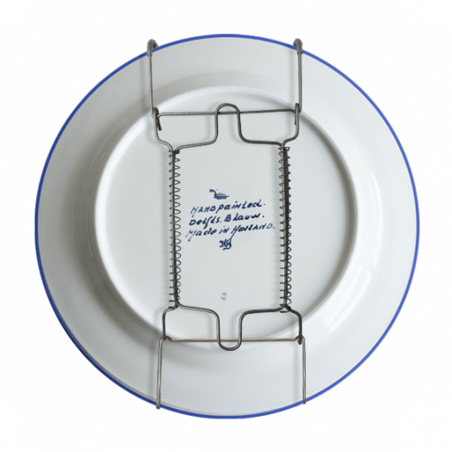 Metal plate hanger