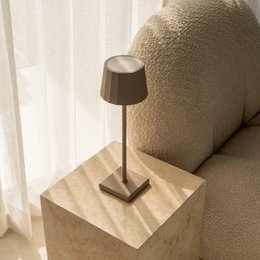 William Koala Brown Wiederaufladbare Tischlampe