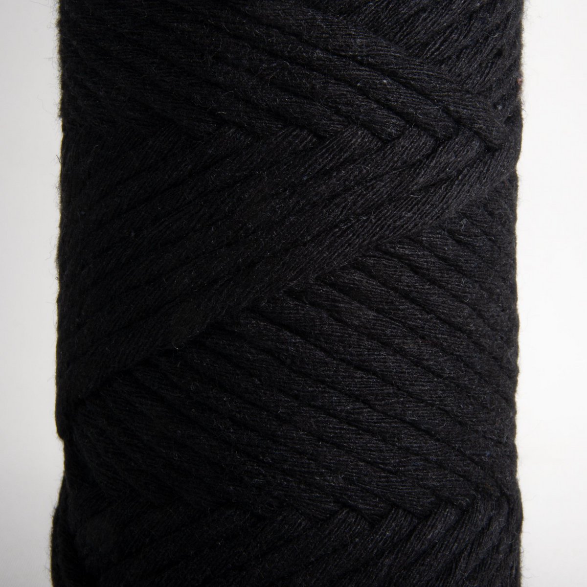 Sensy Premium 3 mm - cordoncino macramè a filo singolo in cotone riciclato al 100%.