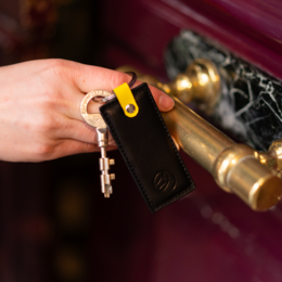Leather keyring - Black Yellow