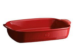  Rectangular ceramic baking dish in yellow, available in various colors including red, cream, yellow, blue, and orange. Suitable for oven use.
