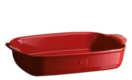 Rectangular ceramic baking dish in yellow, available in various colors including red, cream, yellow, blue, and orange. Suitable for oven use.