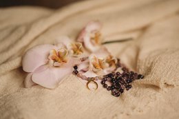 Kissed by Gaia, Mala