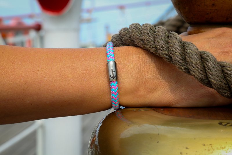 Sail rope bracelet Howler