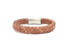 Bracelet Malang hazelnut, a braided leather charm bracelet available in sizes XS to XL.