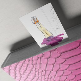 Everything is upside down – with a removable magnet