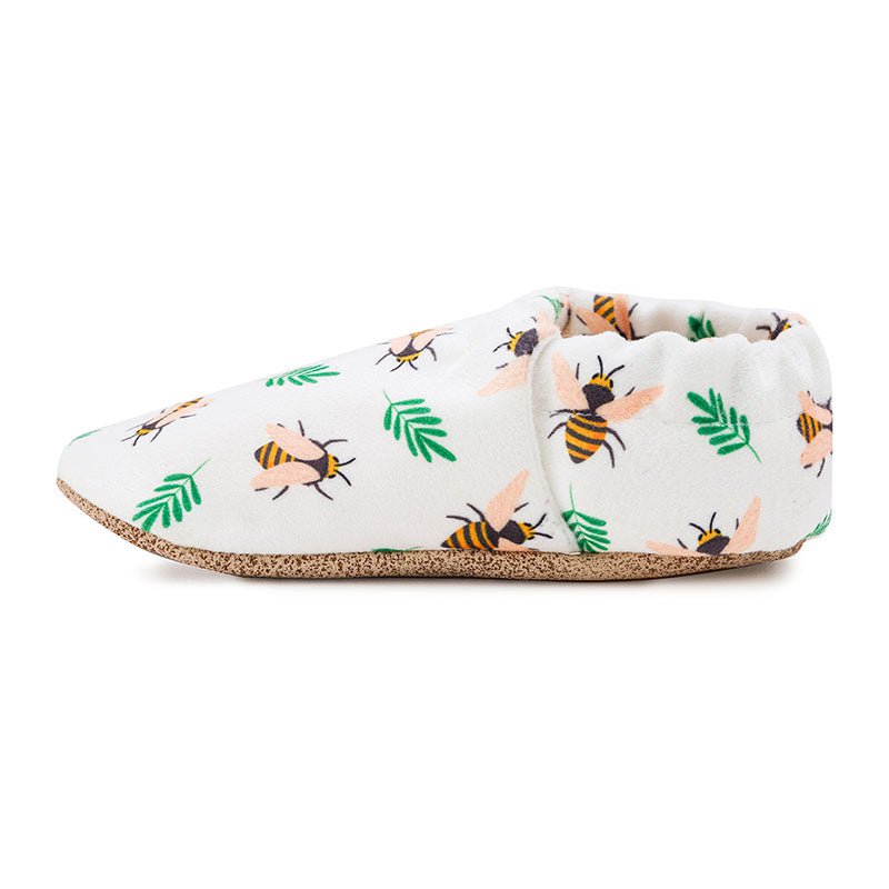 Baby Shoes - Flying Bees