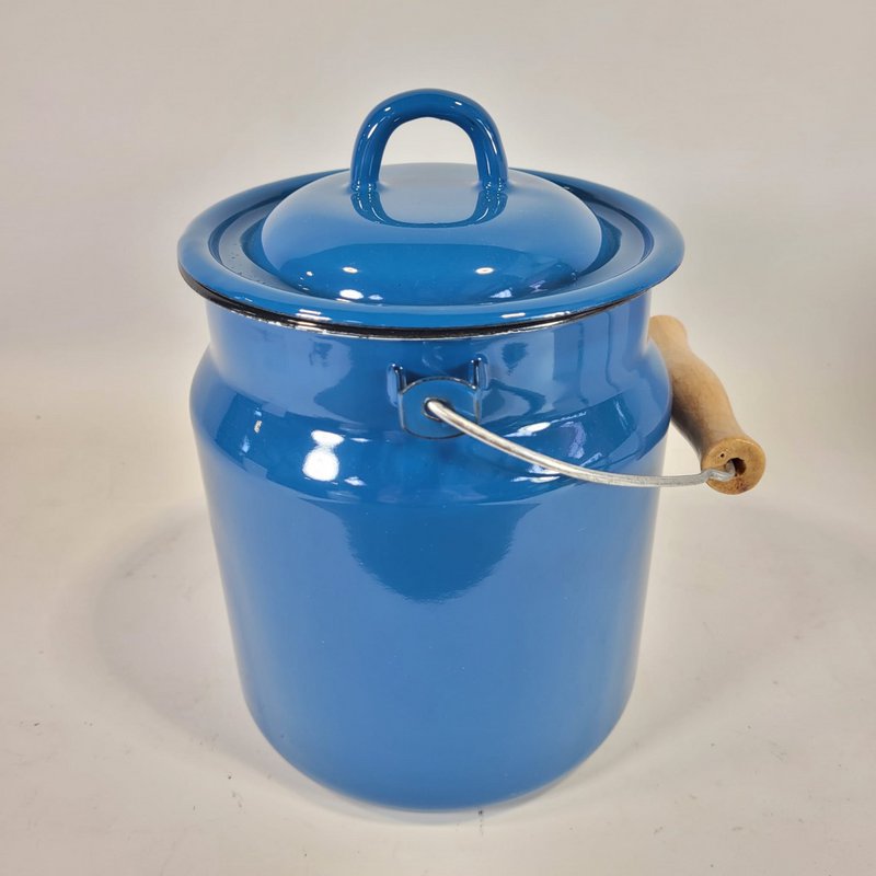 Enamel jug from Ukraine | Vintage | Fair Trade for Peace
