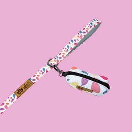 Petals dog leash