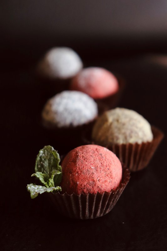 Premium organic chocolate truffles 45g