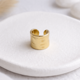 Brillance martelée – Ear Cuff Martellato Oro