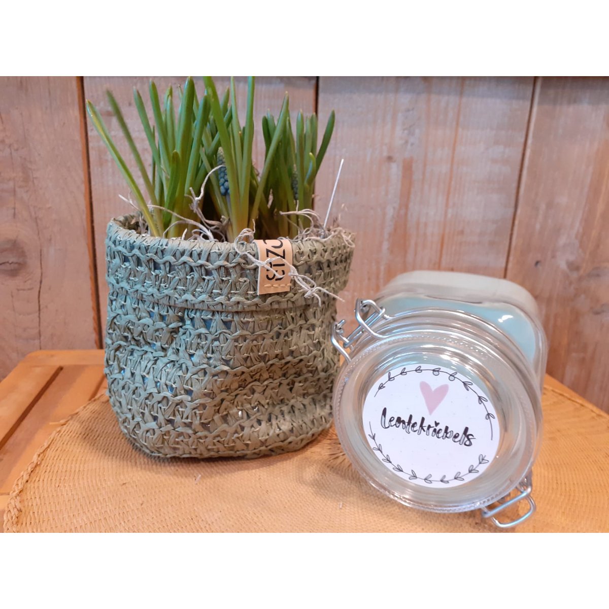 SIZO Knitted Paper Bag Olive with waterproof biodegradable liner
