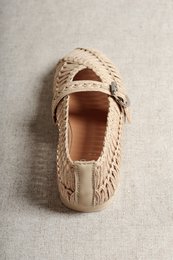 DORIS BEIGE – Mary-Jane-Flats aus geflochtenem Raffiabast